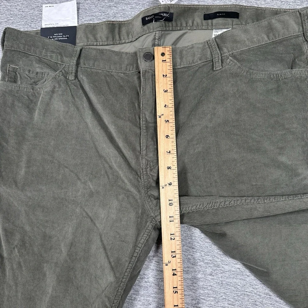 Banana Republic Pants Mens Size 42x34 Green Traveler Slim Corduroy Mid Rise